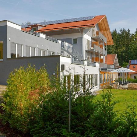 Wellnesshotel deine Auszeit Achslach Exterior foto