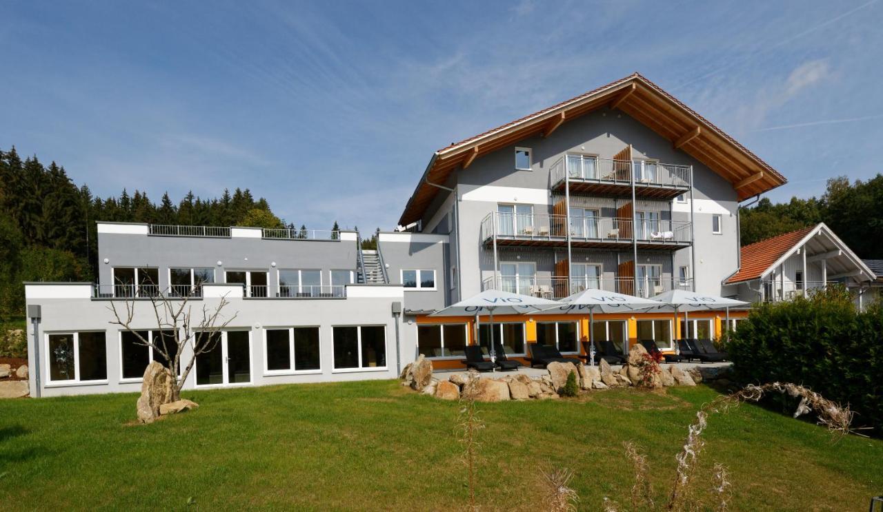 Wellnesshotel deine Auszeit Achslach Exterior foto