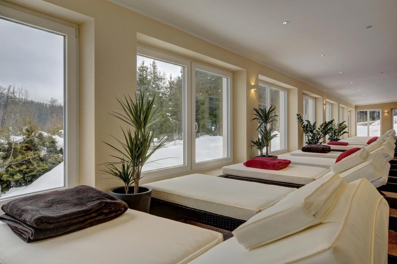Wellnesshotel deine Auszeit Achslach Exterior foto